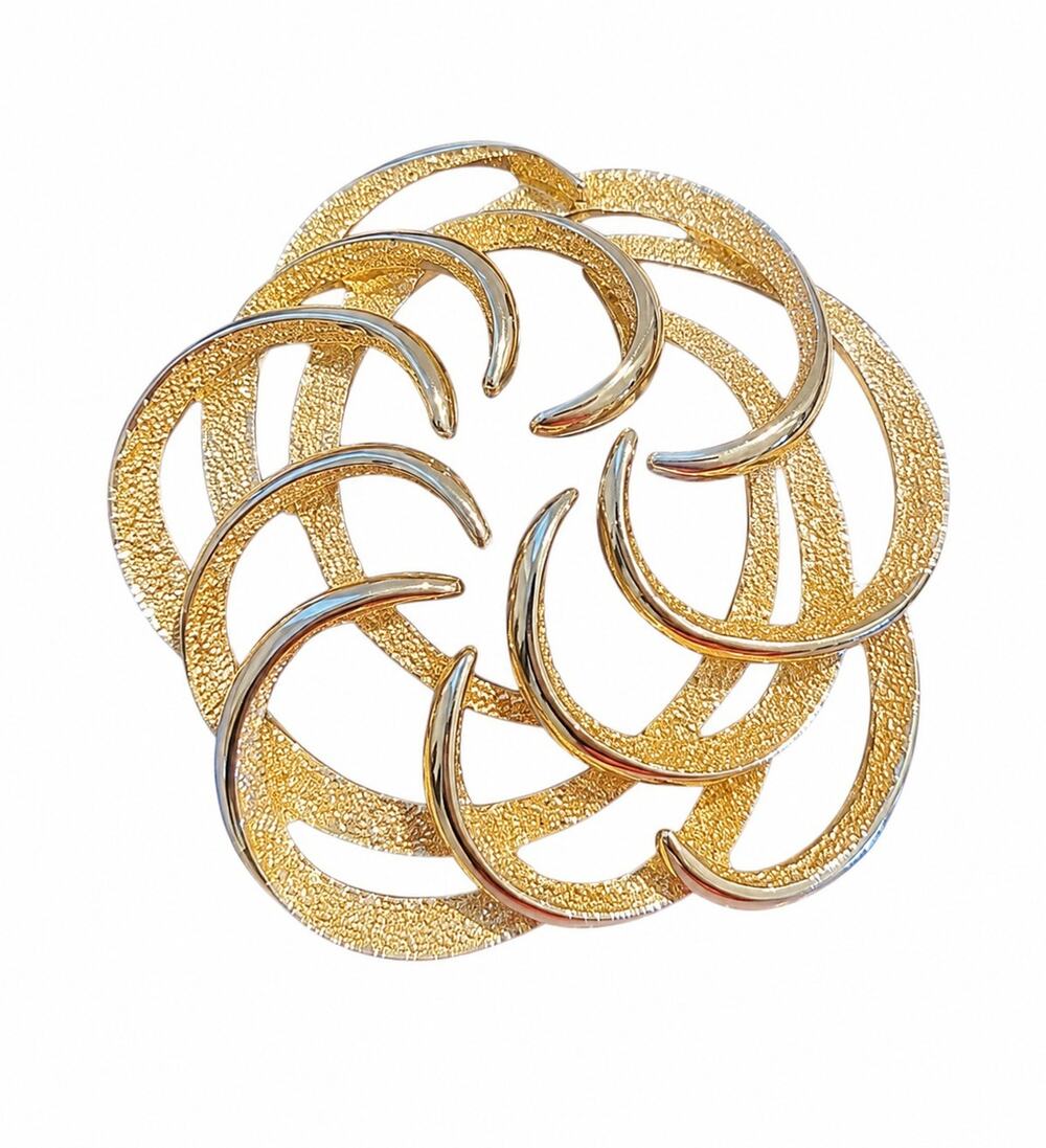 Vintage Sarah Coventry Brooch Gold Tone Abstract Swirl Modern Look